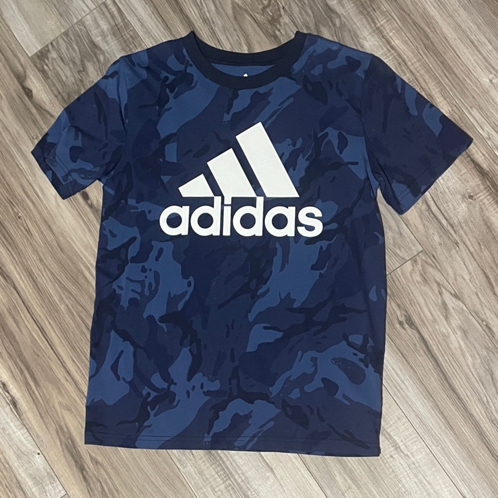 Youth Adidas Navy Camo Tee (M: 10/12)
